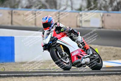 media/Apr-18-2025-TrackDaz (Fri) [[45f5874c44]]/B Group/Session 4 (Turn 6 - Outside)/